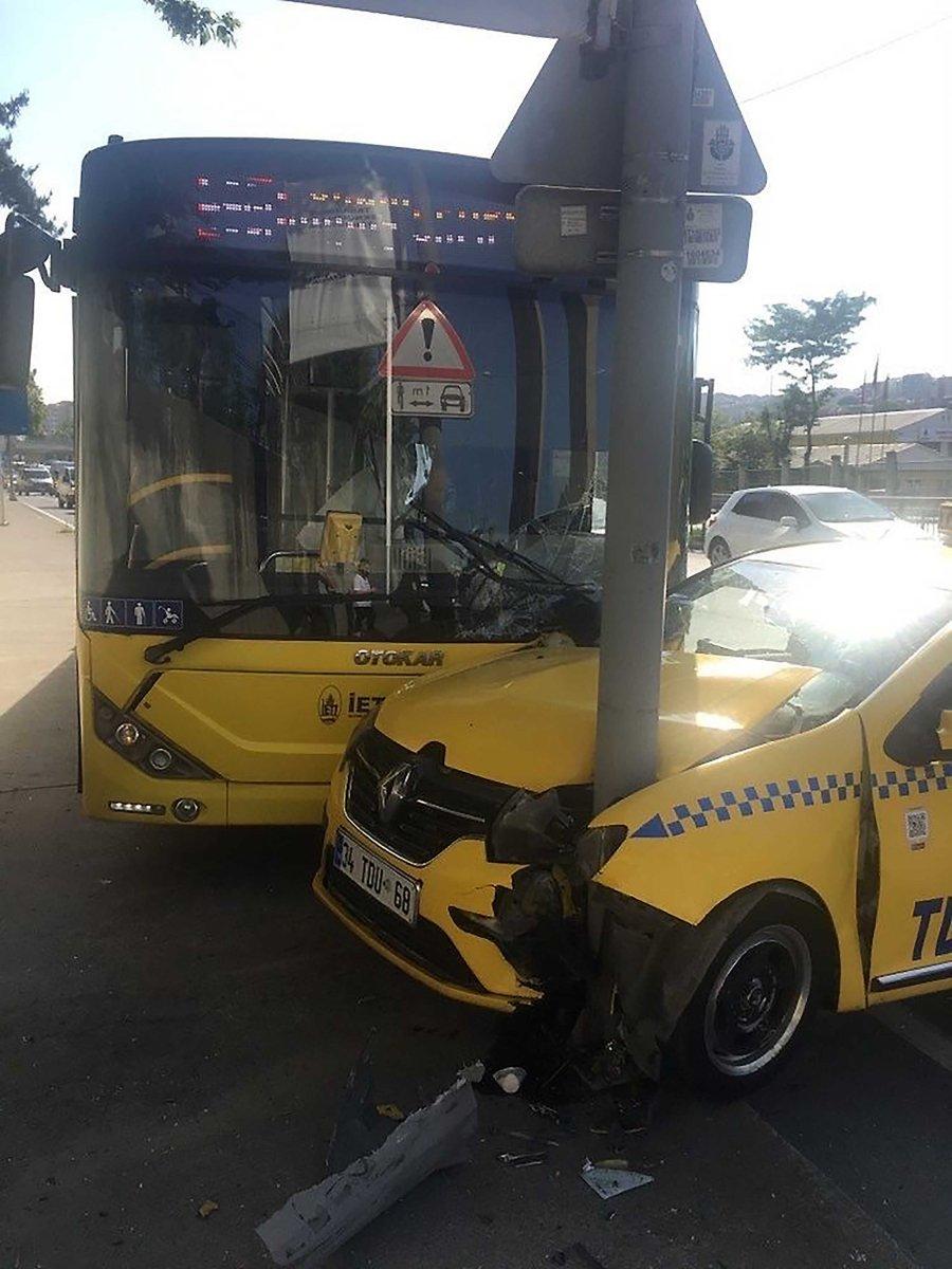 Kağıthane'de zincirleme kaza