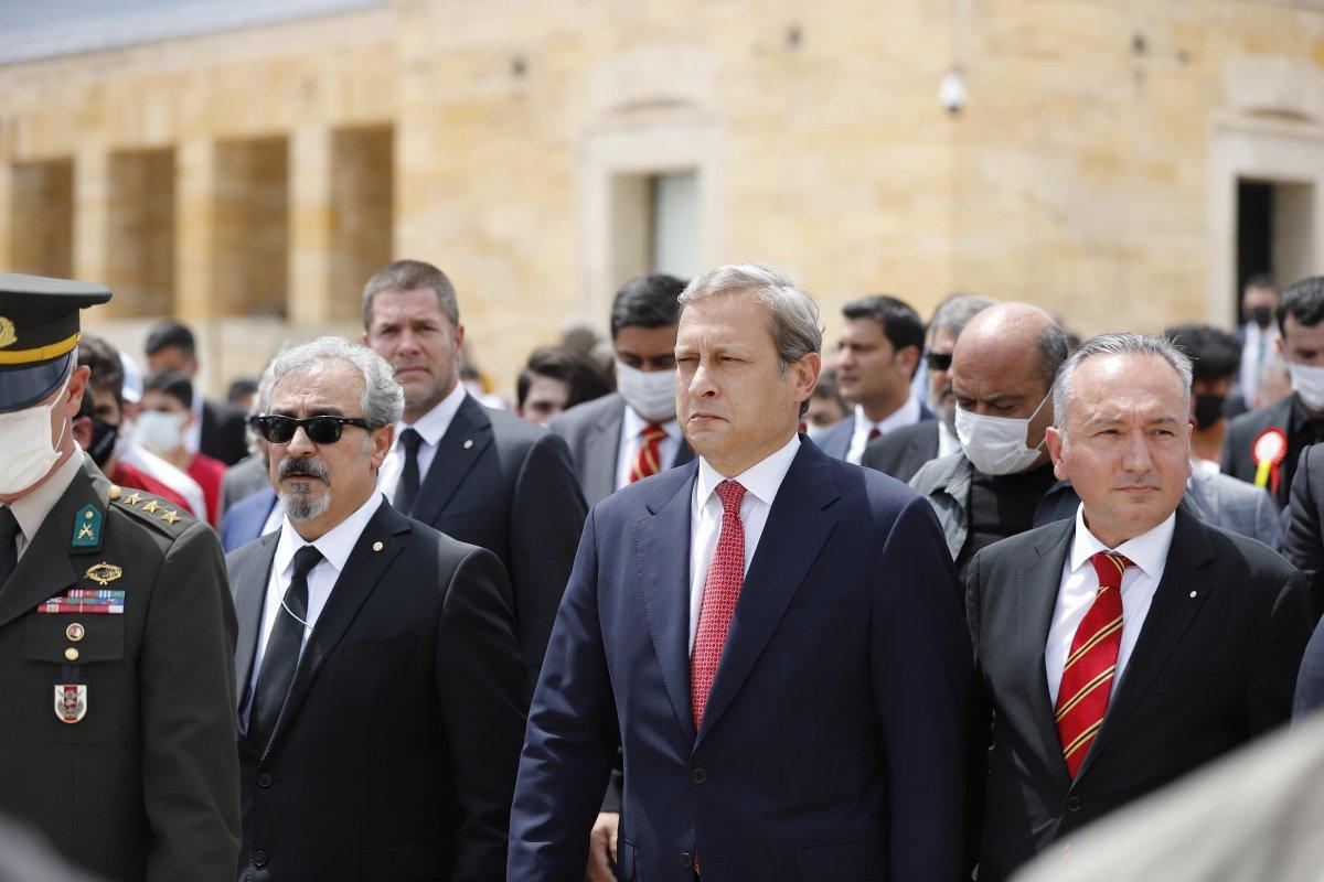 Burak Elmas, Anıtkabir'i ziyaret etti