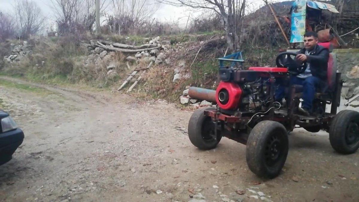 Denizli’de kendi yaptığı traktör ile tarlasını sürdü
