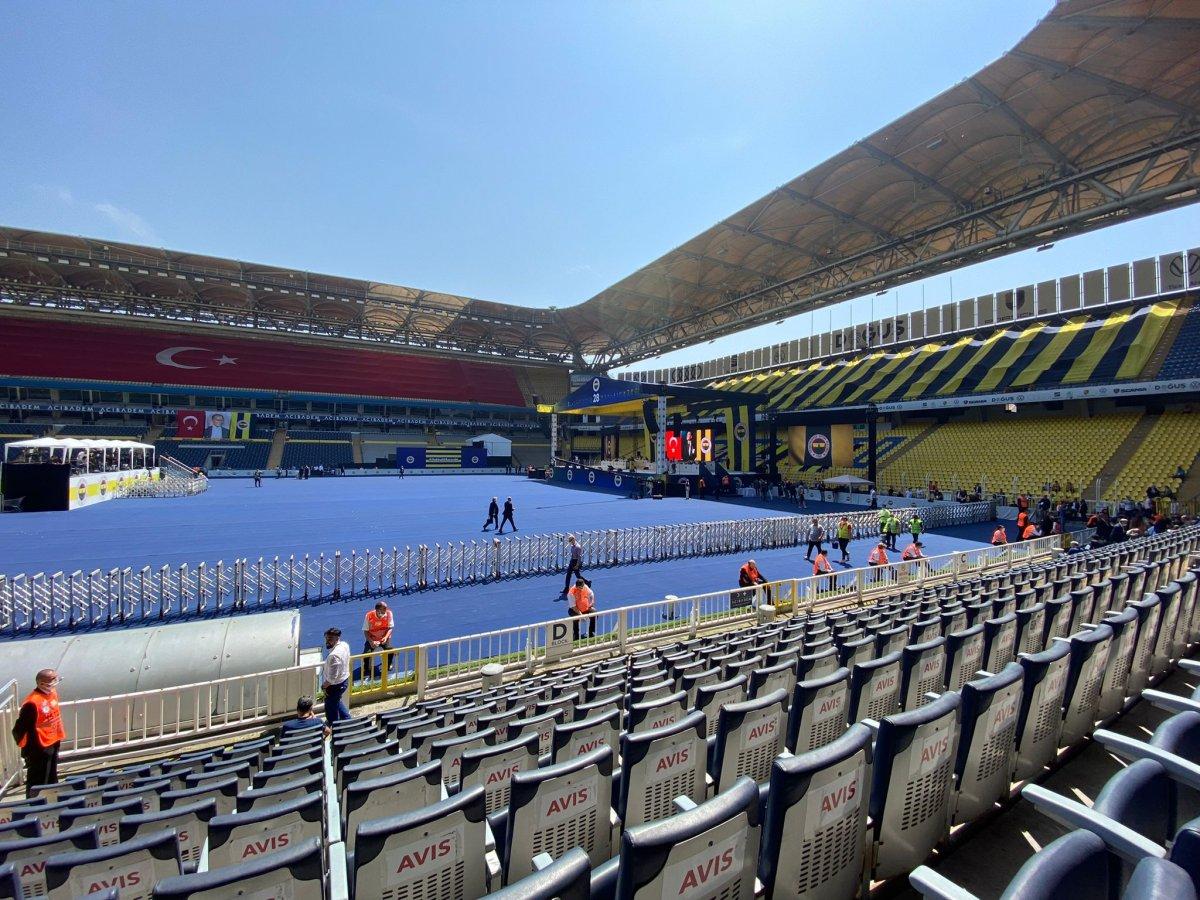 Fenerbahçe'de platformun kurulduğu yer tepki çekti