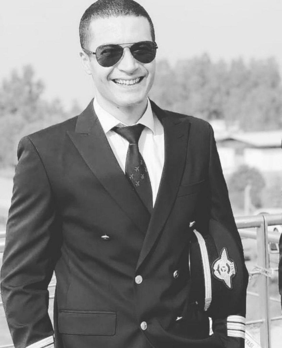 İstanbul’da genç pilot balkondan düşerek hayatını kaybetti