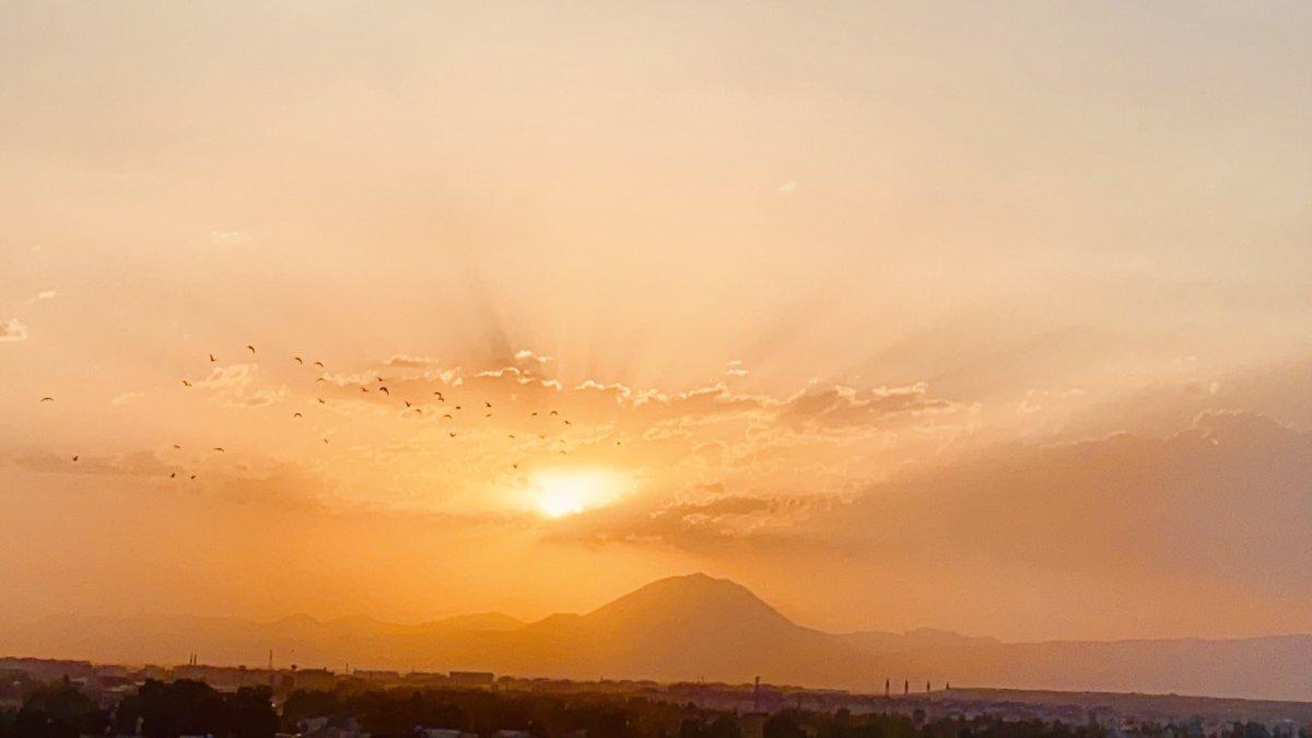 Ağrı'da başka olur gün batımı