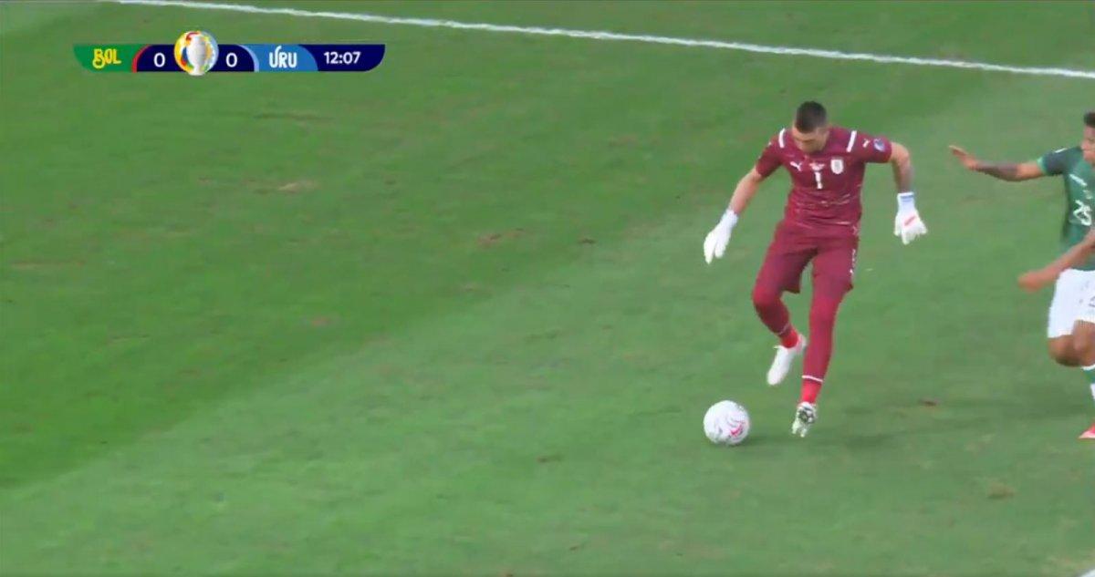 Muslera'nın Bolivya maçındaki çalımı