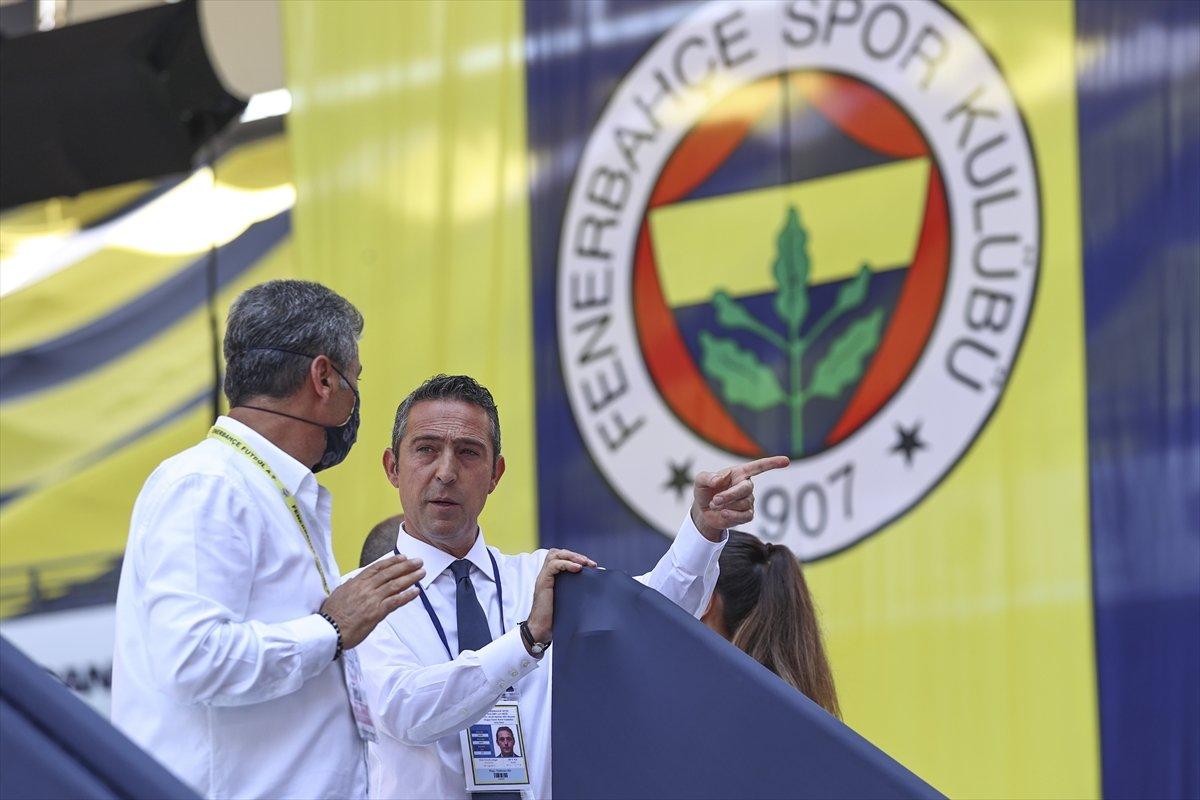 Ali Koç 2019-2020 yılları için ibra edildi