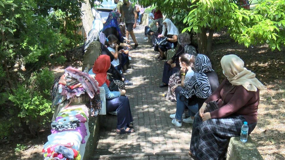 Bakırköy’de, YKS öncesi Zuhuratbaba Türbesi’ne ziyaret