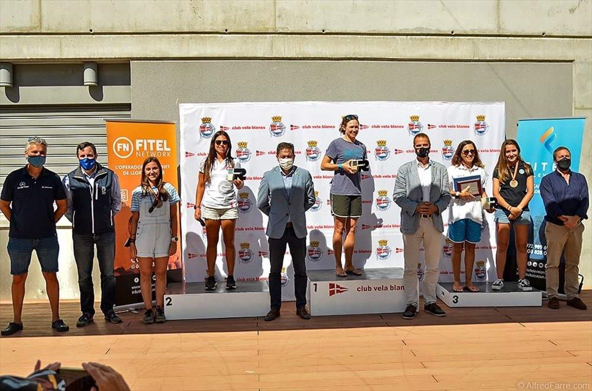 Milli sörfçü Dilara Uralp, İspanya'da ikinci oldu