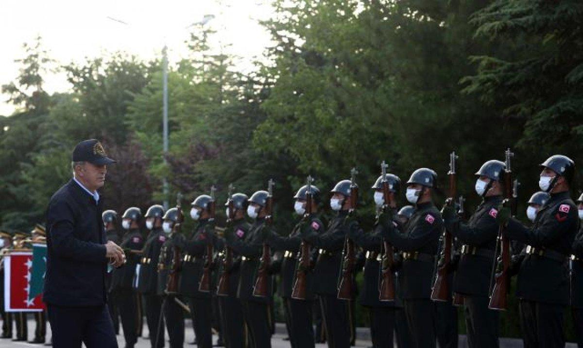 Hulusi Akar: PKK ve YPG arasında fark yok