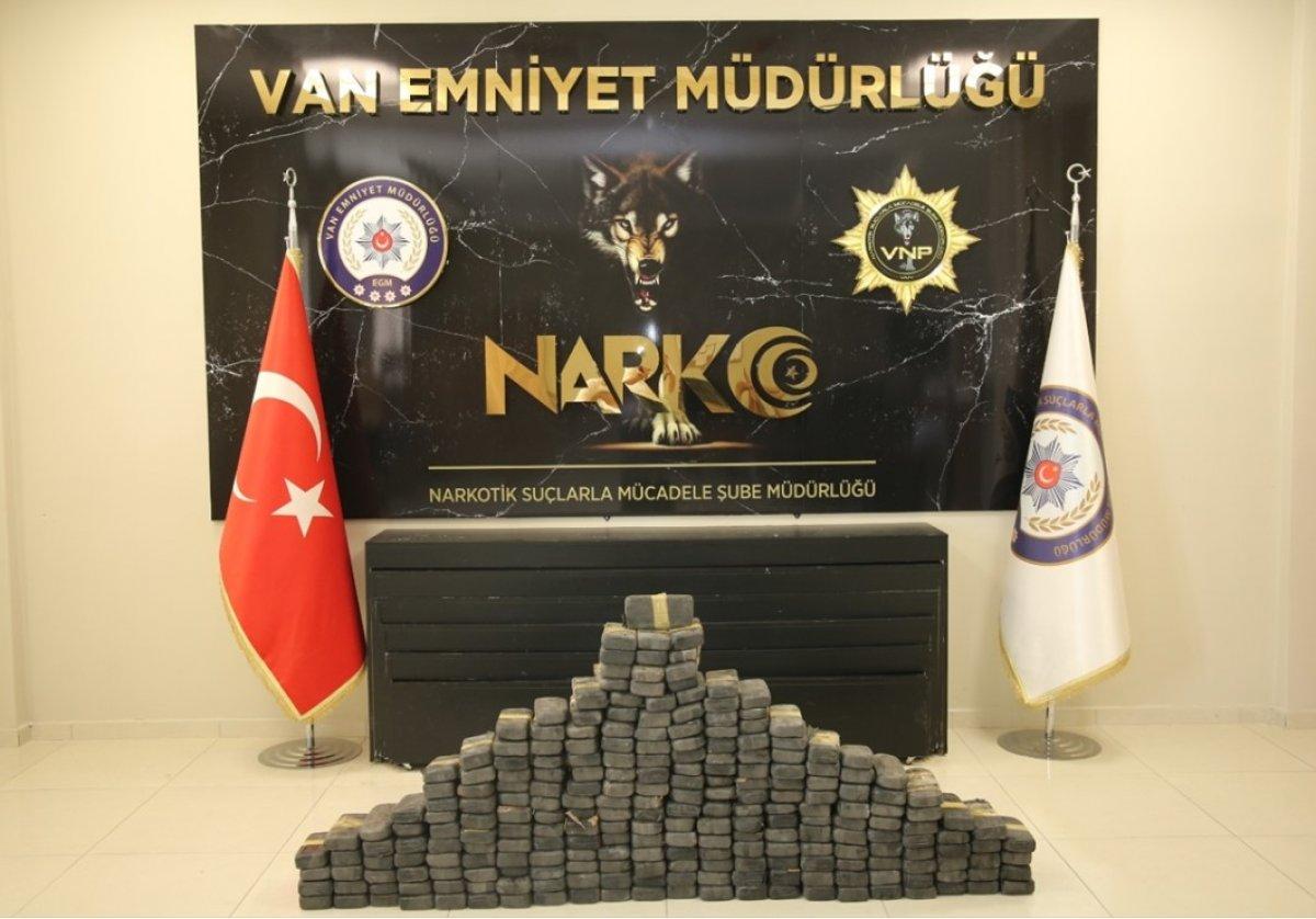 Van'da 205 kilo 240 gram eroin ele geçirildi