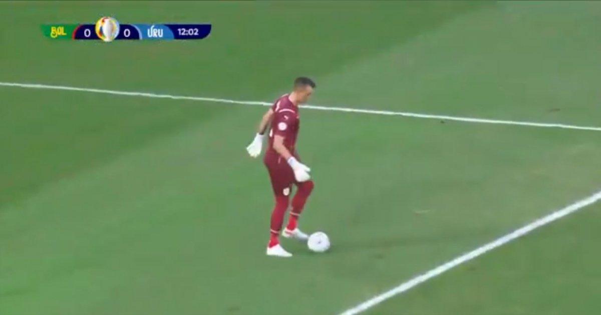 Muslera'nın Bolivya maçındaki çalımı