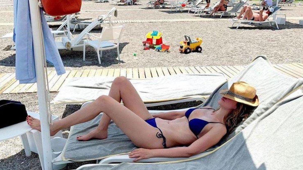 Demet Şener, yaşlanmıyor