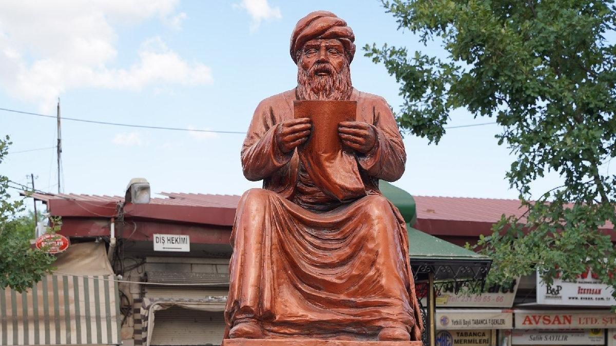 YKS'ye damga vurdu: Marangozluk yapan din adamı kimdir?