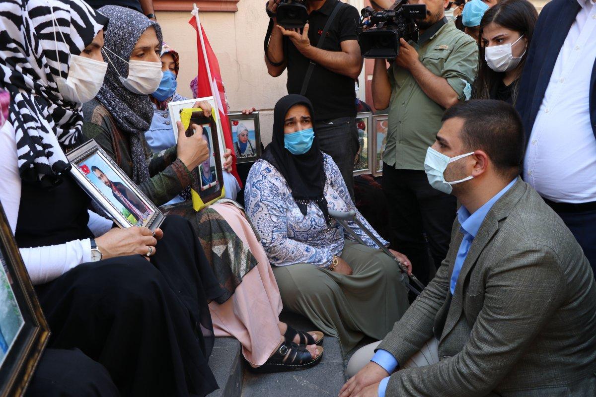 Evlat nöbetine, 663’üncü gününde bir aile daha katıldı