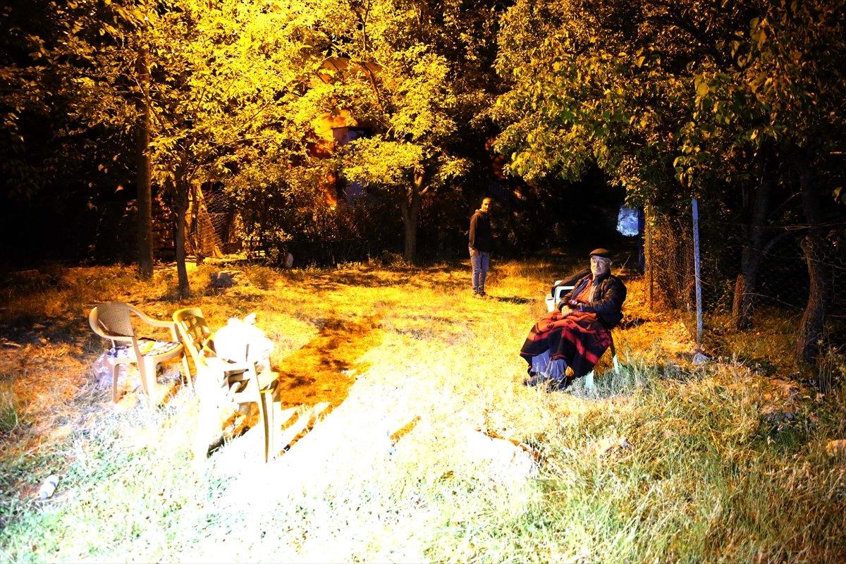 Bingöl'deki depremde hasar gören evler