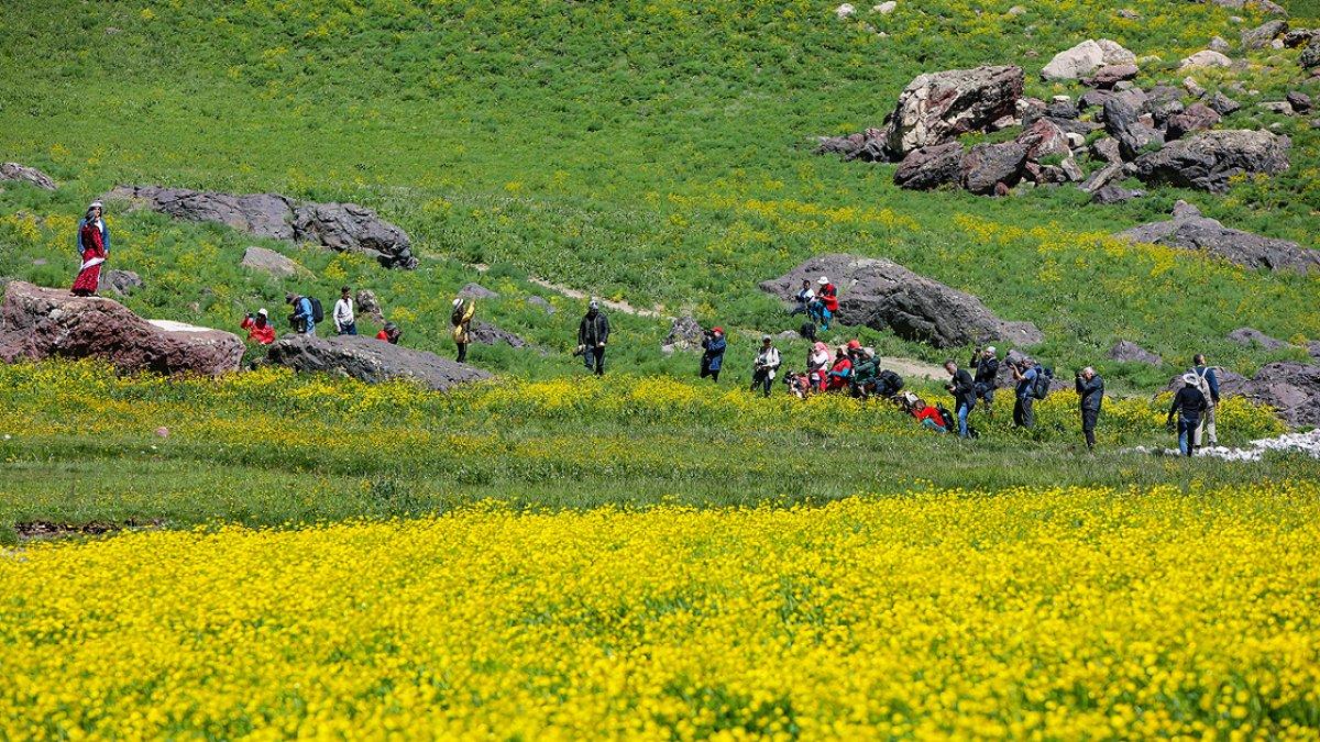 Hakkari terörden arındırıldı, güzellikleriyle turizm merkezi oldu