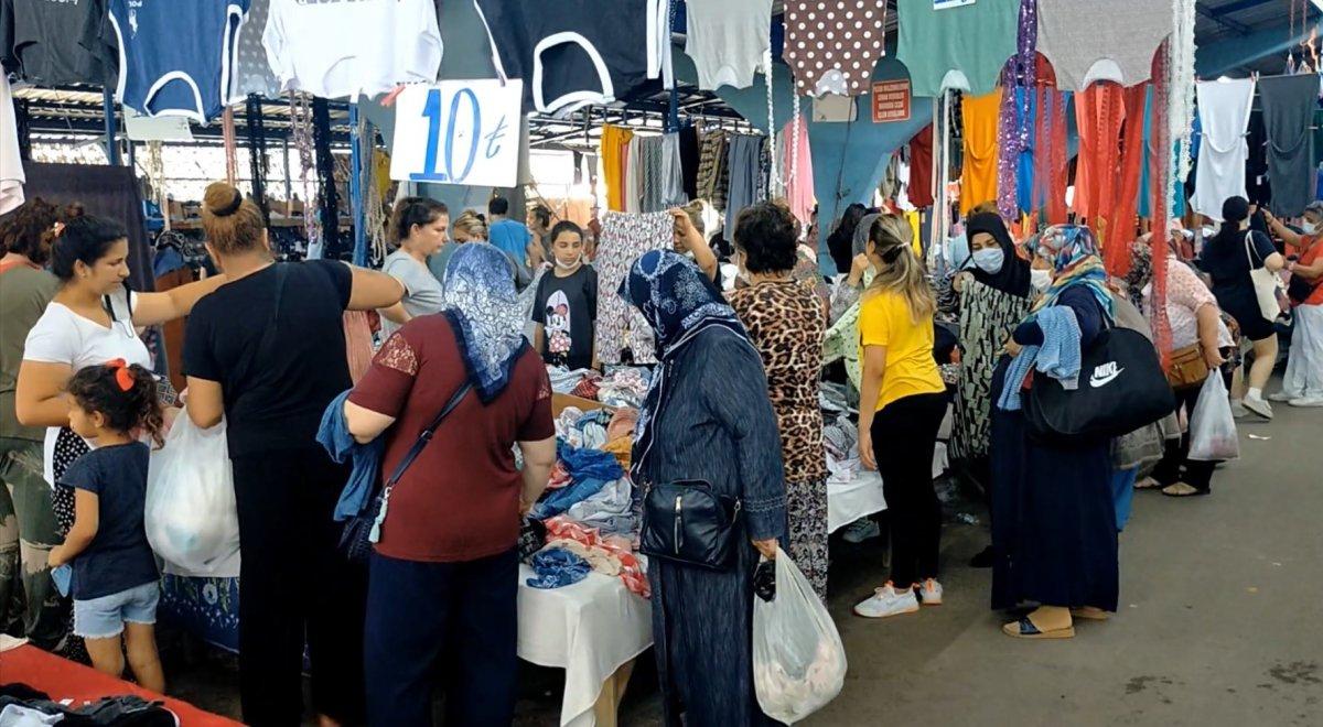 Edirne’de, Bulgar vatandaşlarının alışveriş yoğunluğu kamerada