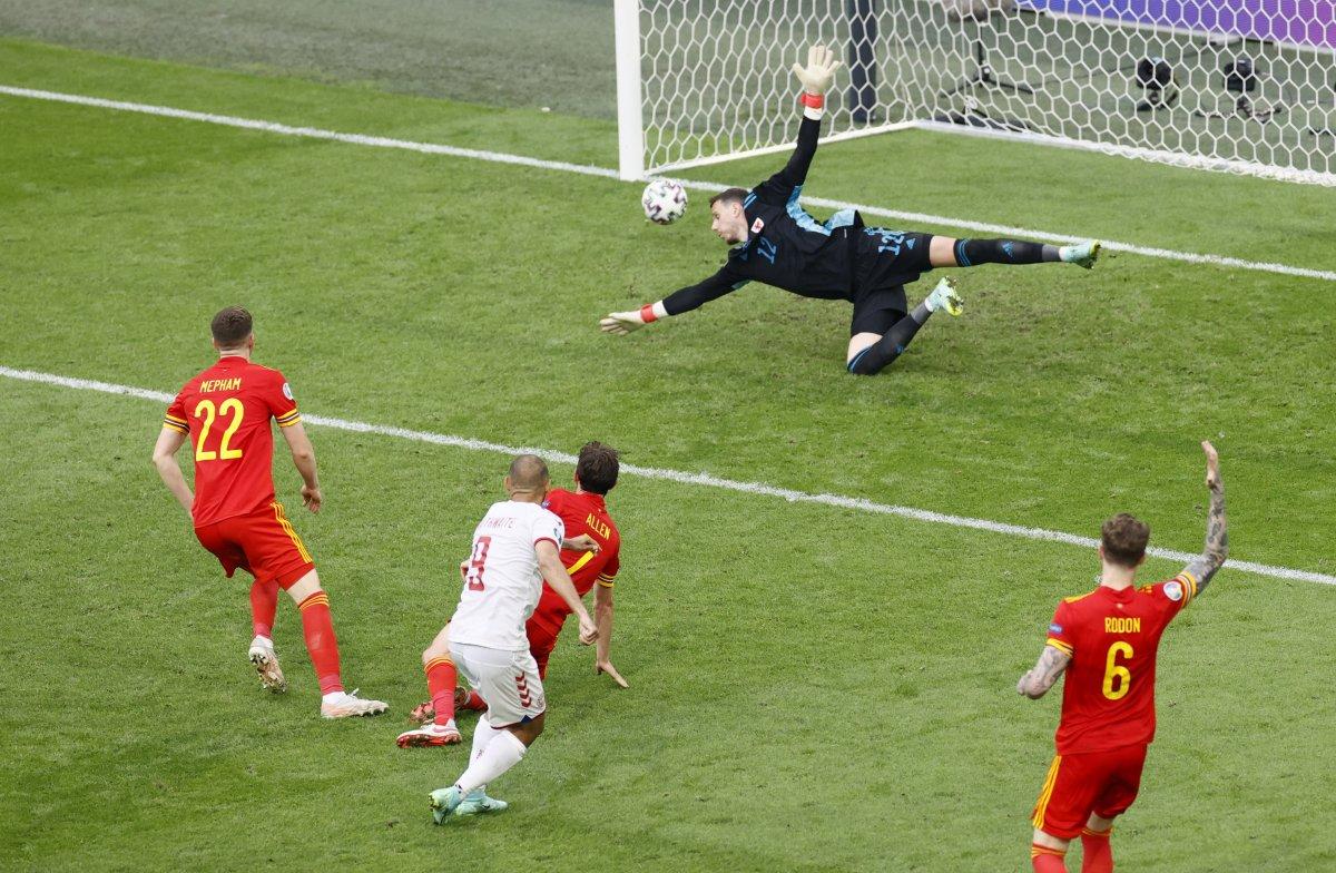 Danimarka, Galler'i yenip, çeyrek finale çıktı