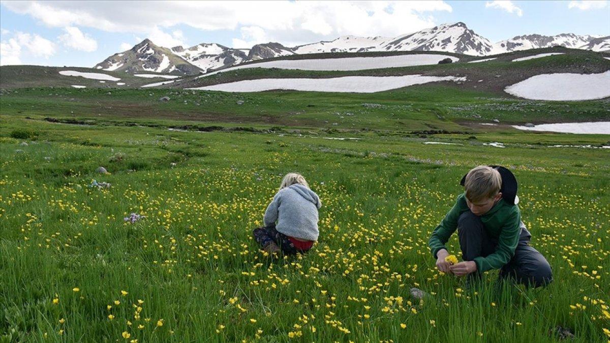 Hakkari terörden arındırıldı, güzellikleriyle turizm merkezi oldu