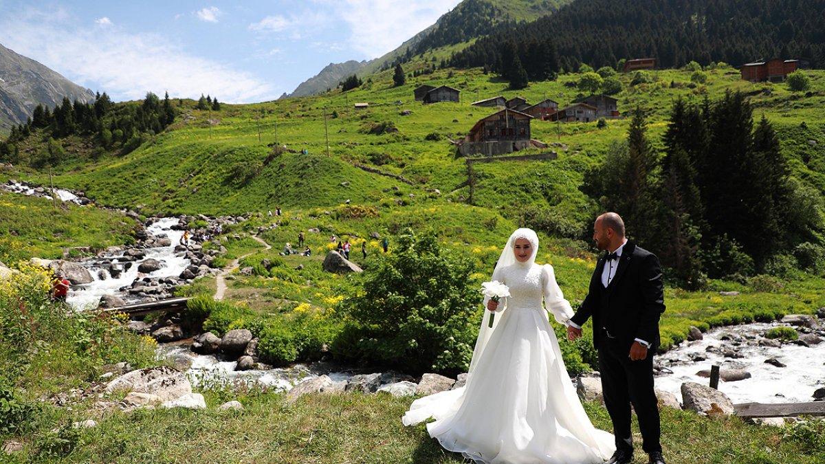 Rize'de Elevit Yaylası, ziyaretçilerin ilgi odağı oldu