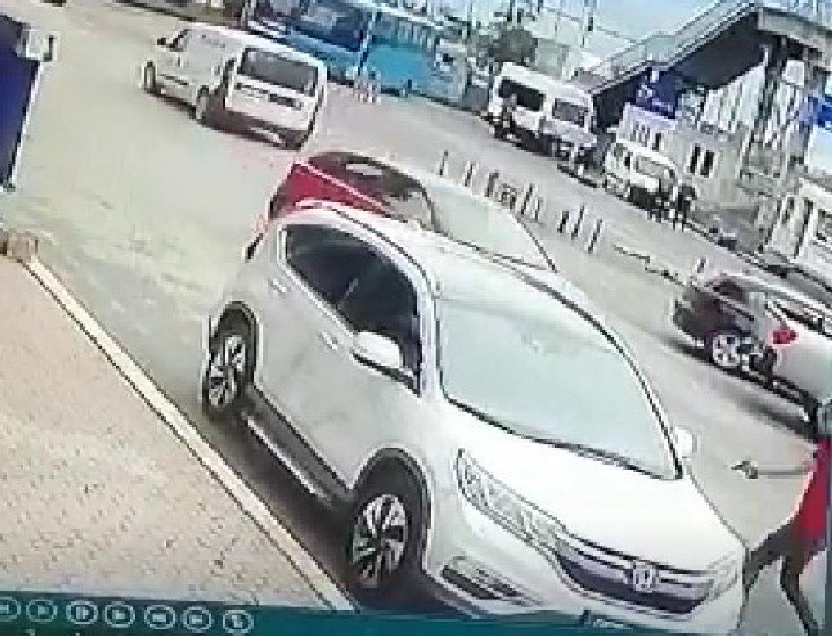 Rize’de arkadaşına kurşun yağdırdı