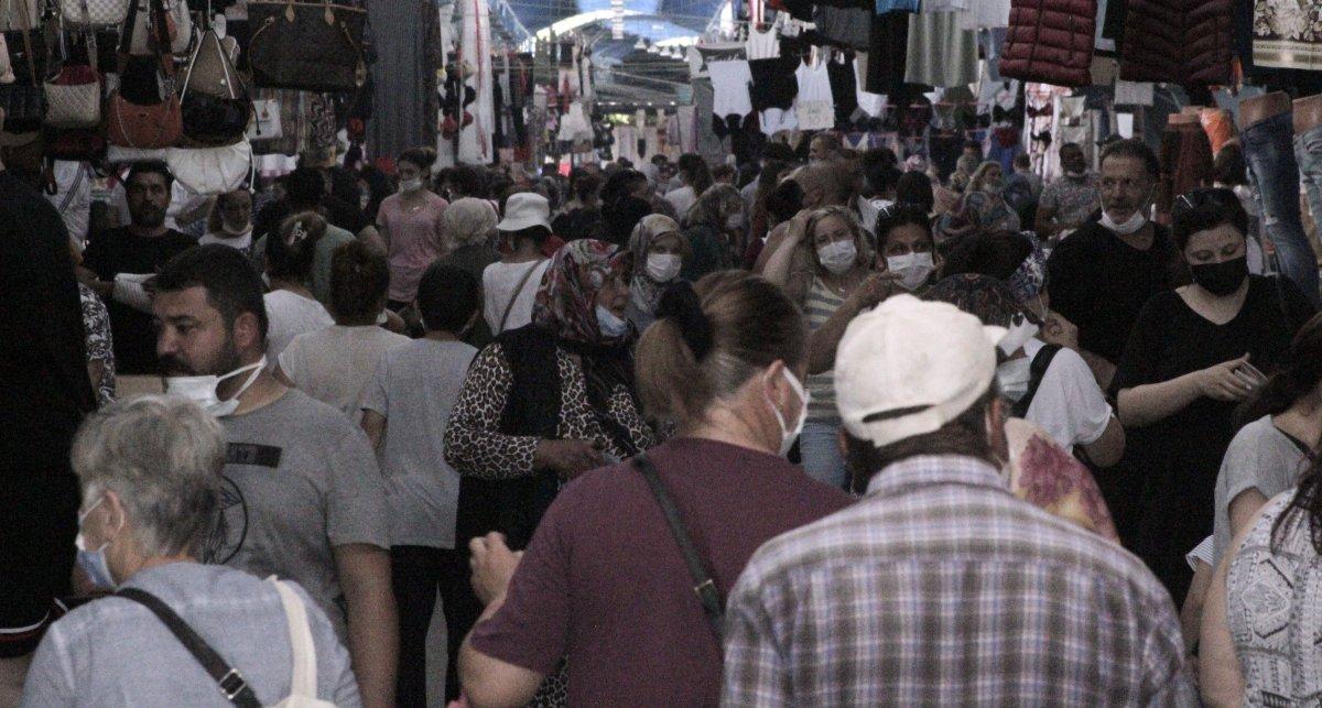 Edirne’de, Bulgar vatandaşlarının alışveriş yoğunluğu kamerada