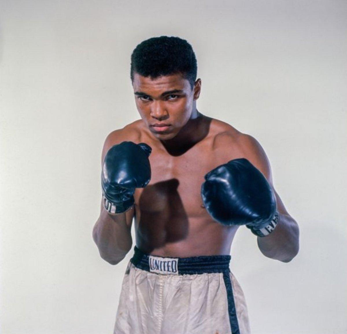 Muhammed Ali'nin torunu Nico Ali Walsh, ilk profesyonel boks maçına çıkıyor