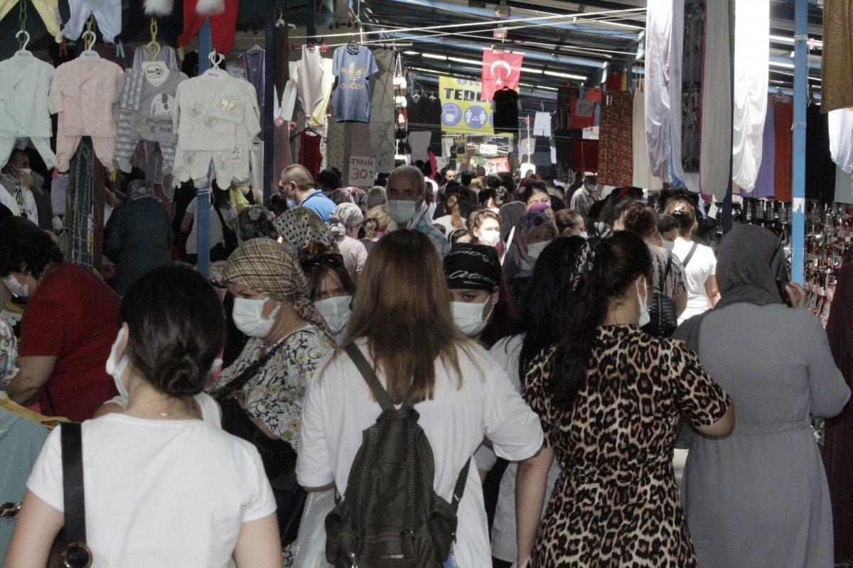 Edirne’de, Bulgar vatandaşlarının alışveriş yoğunluğu kamerada