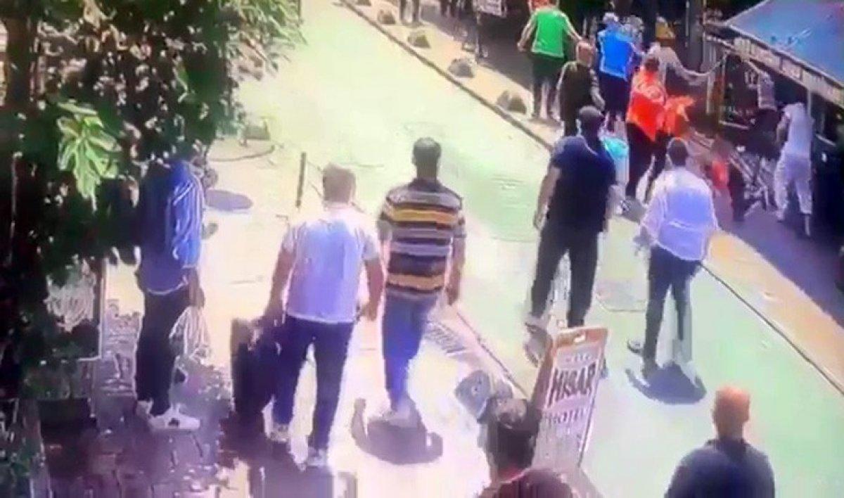 Taksim’de esnafın meydan kavgası