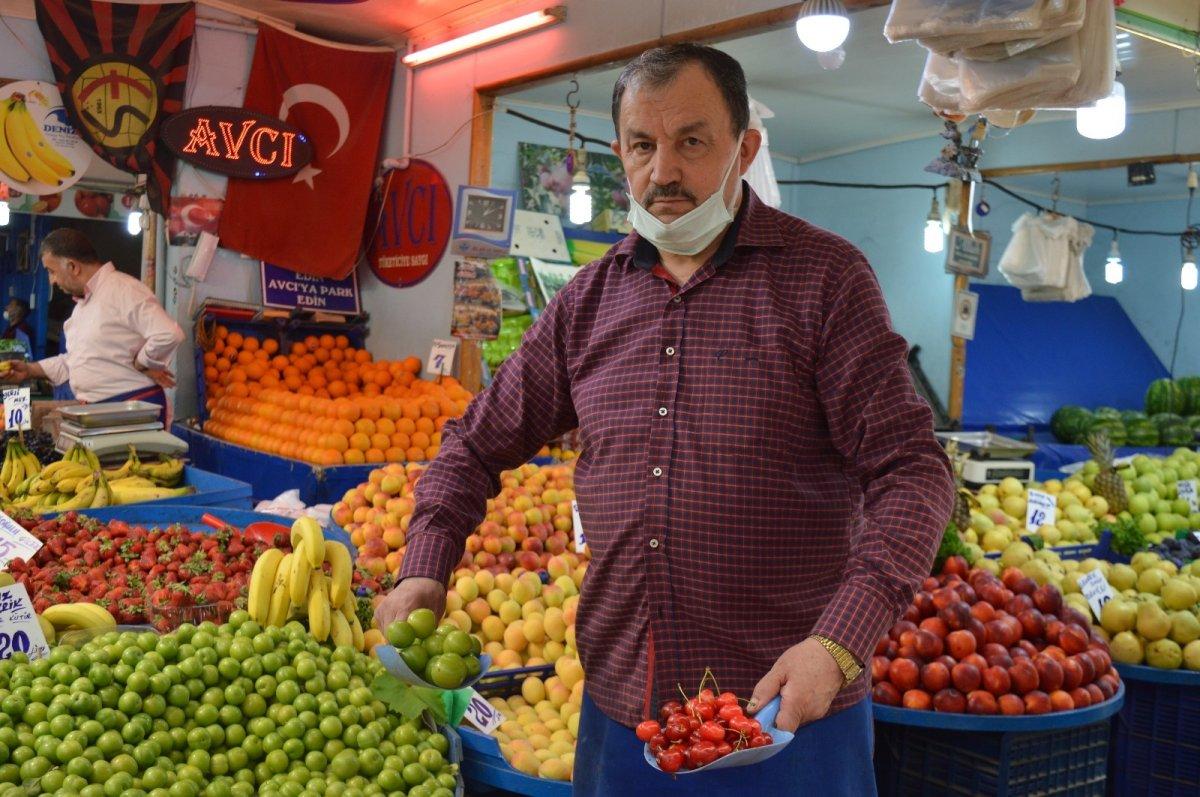 Manavlar fiyatların artmasından dertli