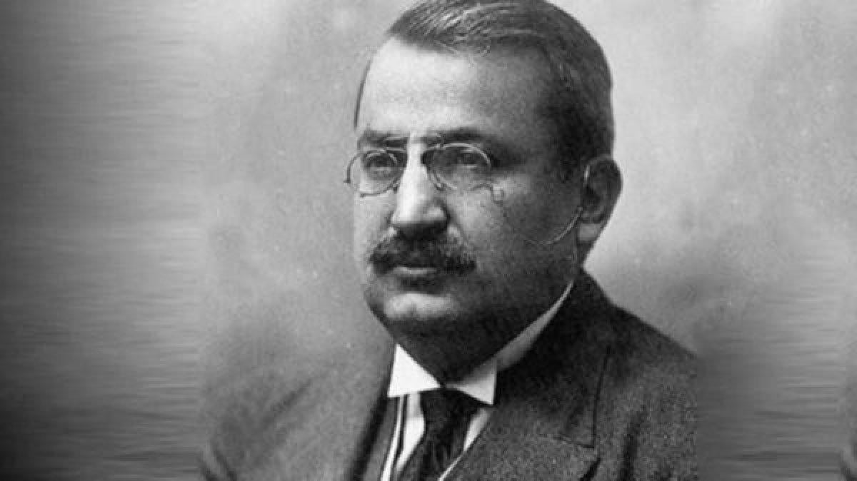 Yunus Nadi Abalıoğlu, vefatının 76'ncı yılında anılıyor