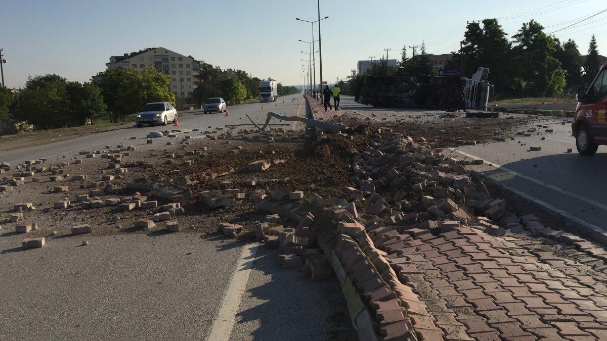Konya'da 27 ton motorin yola döküldü