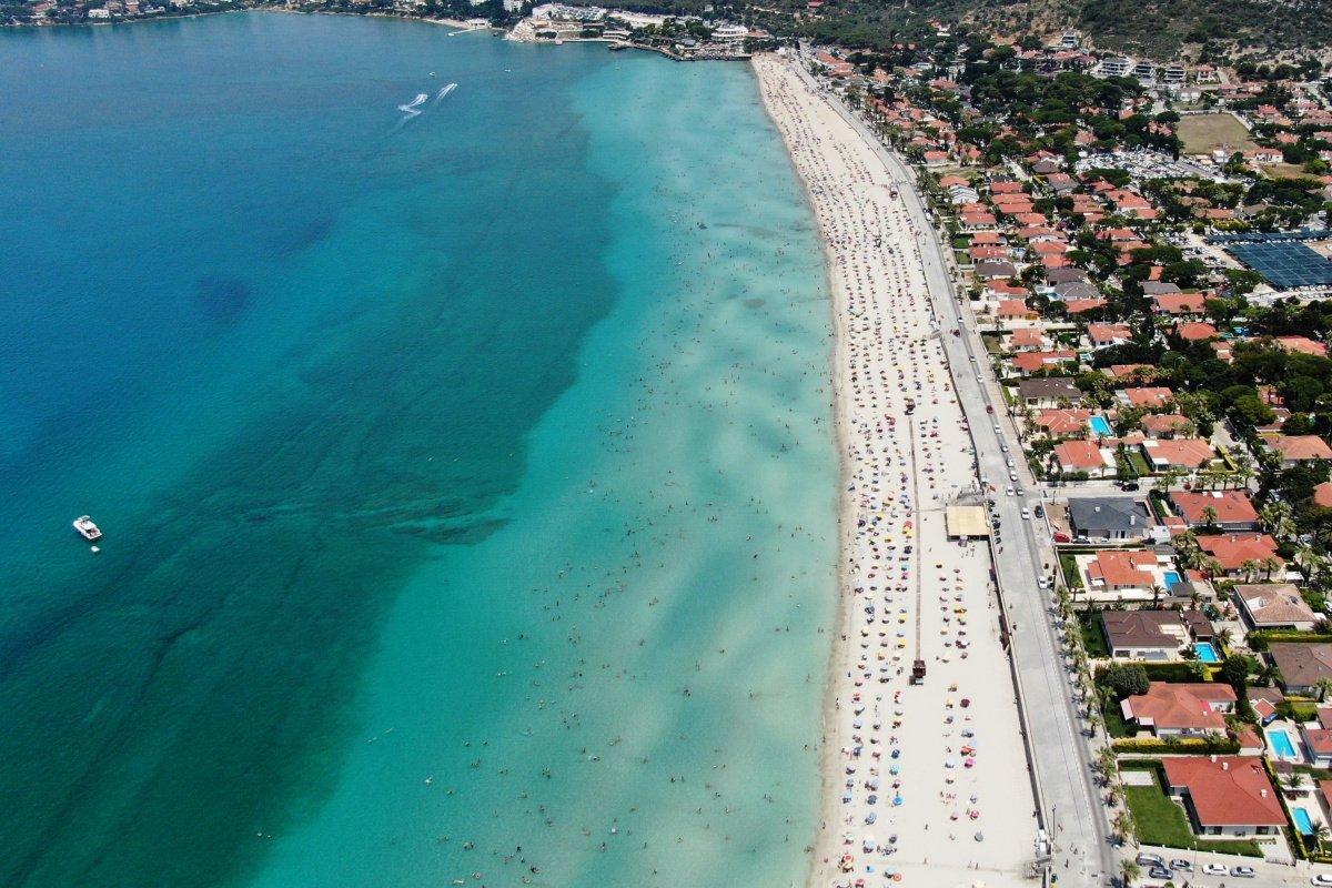 Çeşme'deki tesisler doldu