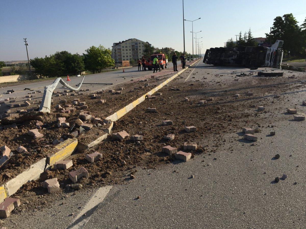 Konya'da 27 ton motorin yola döküldü
