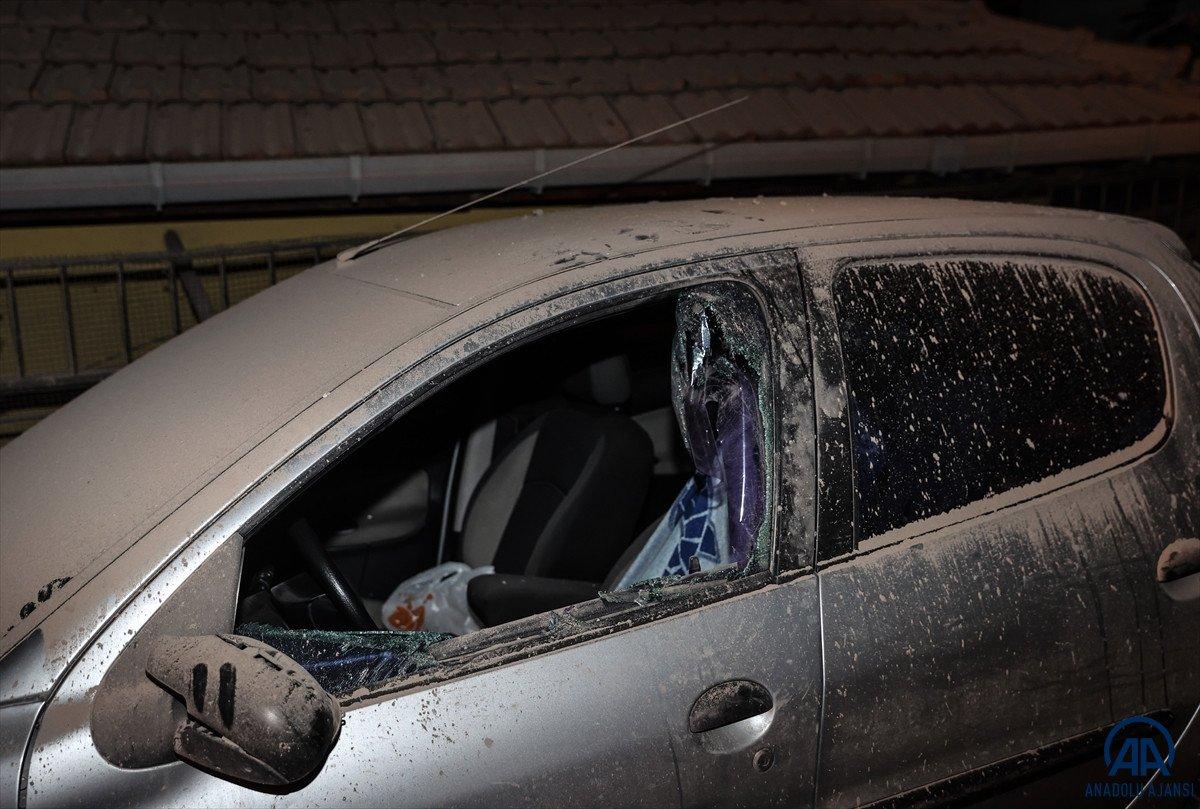 Sarıyer'de çöken binayı görmeye gelen belediye başkanı Şükrü Genç'e tepki