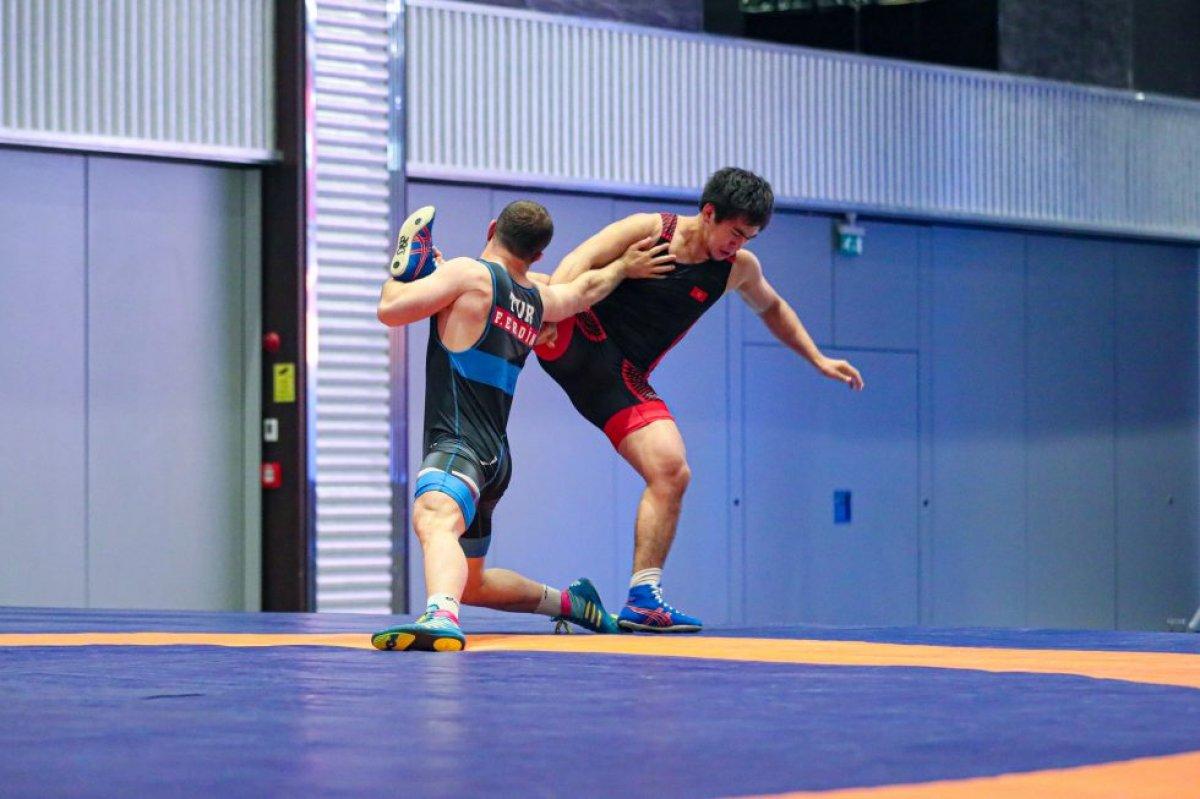 Yaşar Doğu'da Türk güreşçilerden 10 madalya