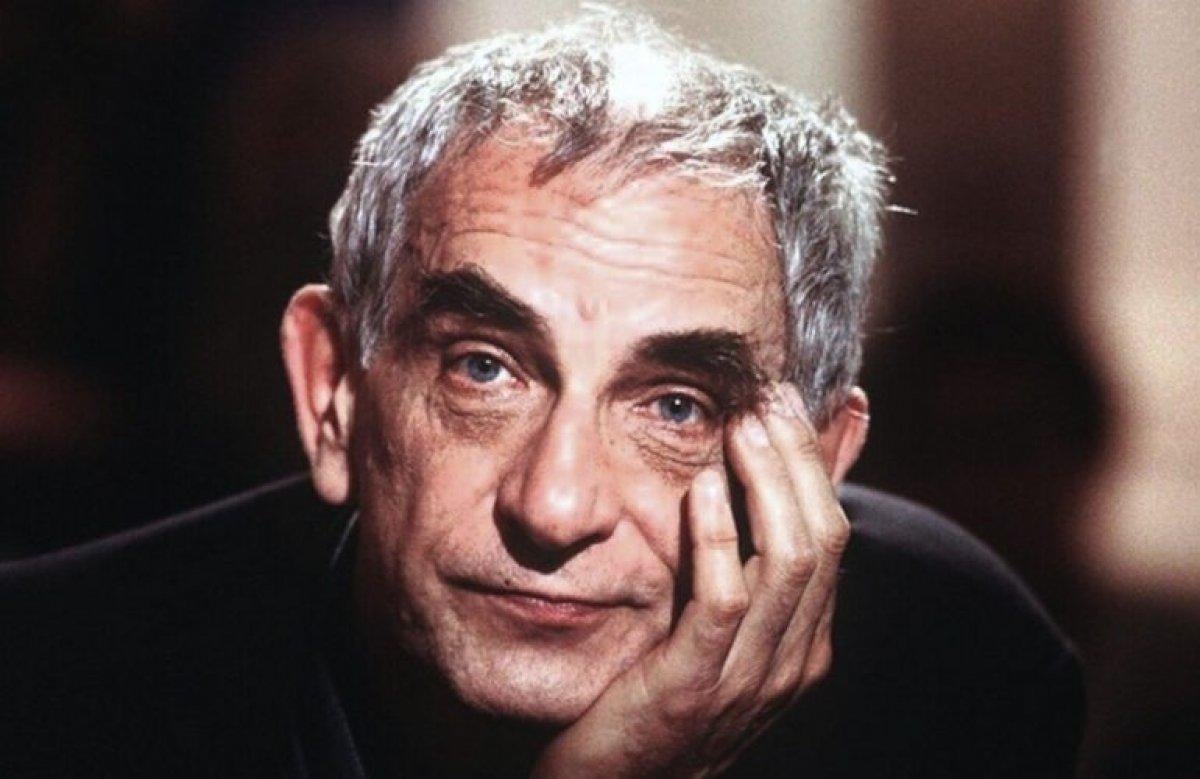 Krzysztof Kieślowski kimdir? Google'a doodle olan Krzysztof Kieślowski hakkında bilgiler...