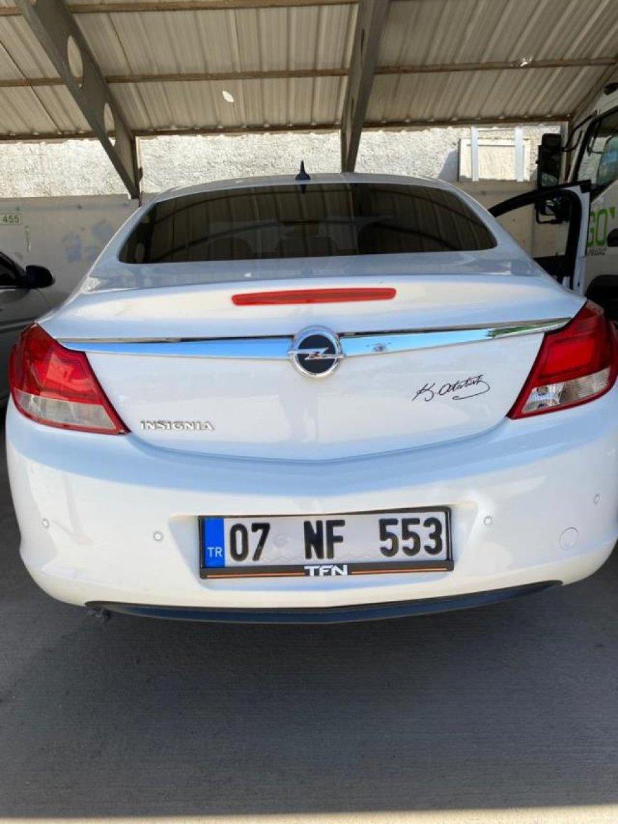 Şanlıurfa'da sattığı otomobilin 142 bin lirasını vermeden kaçtılar