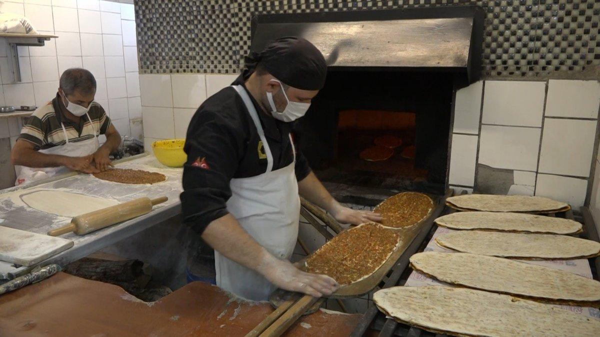 Gaziantepli ustalardan fahiş lahmacun fiyatlarına tepki