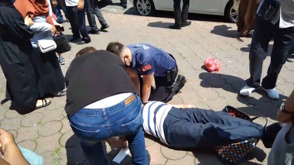 Zonguldak’ta fenalaşan şahsa polis kalp masajı yaptı