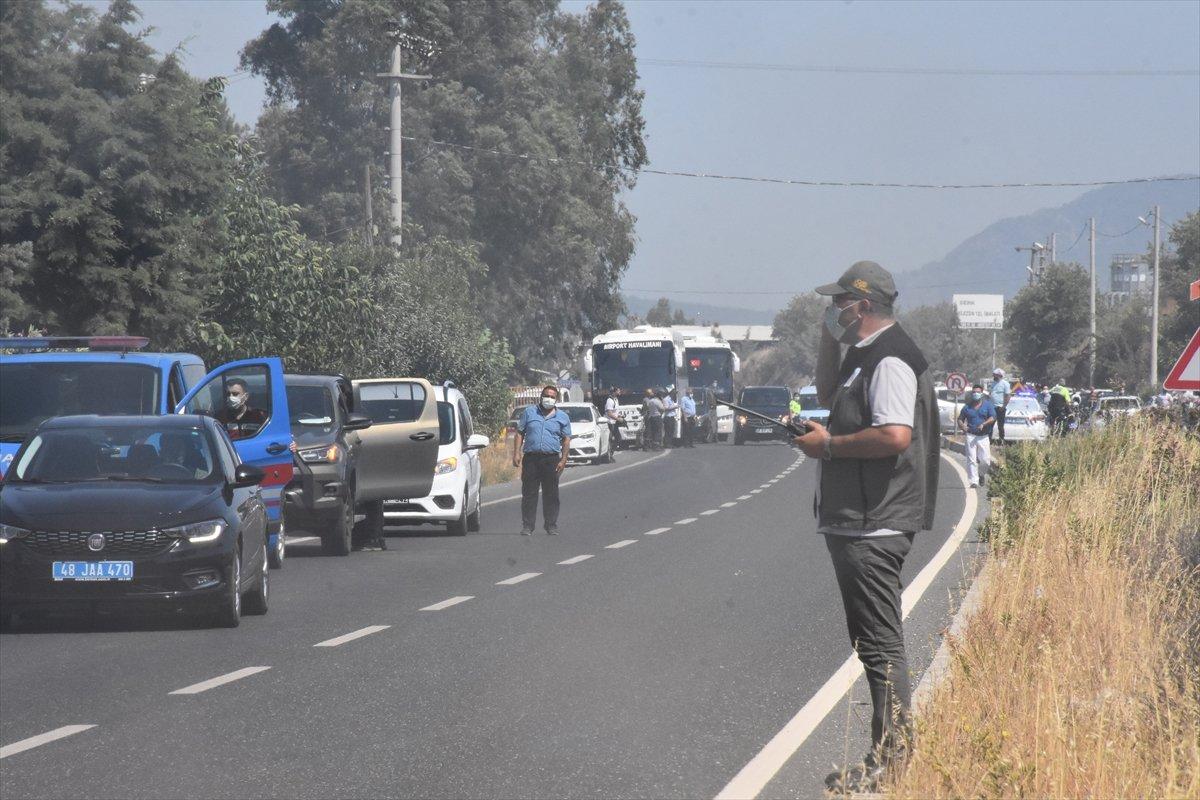 Muğla'da ormanlık alanda yangın