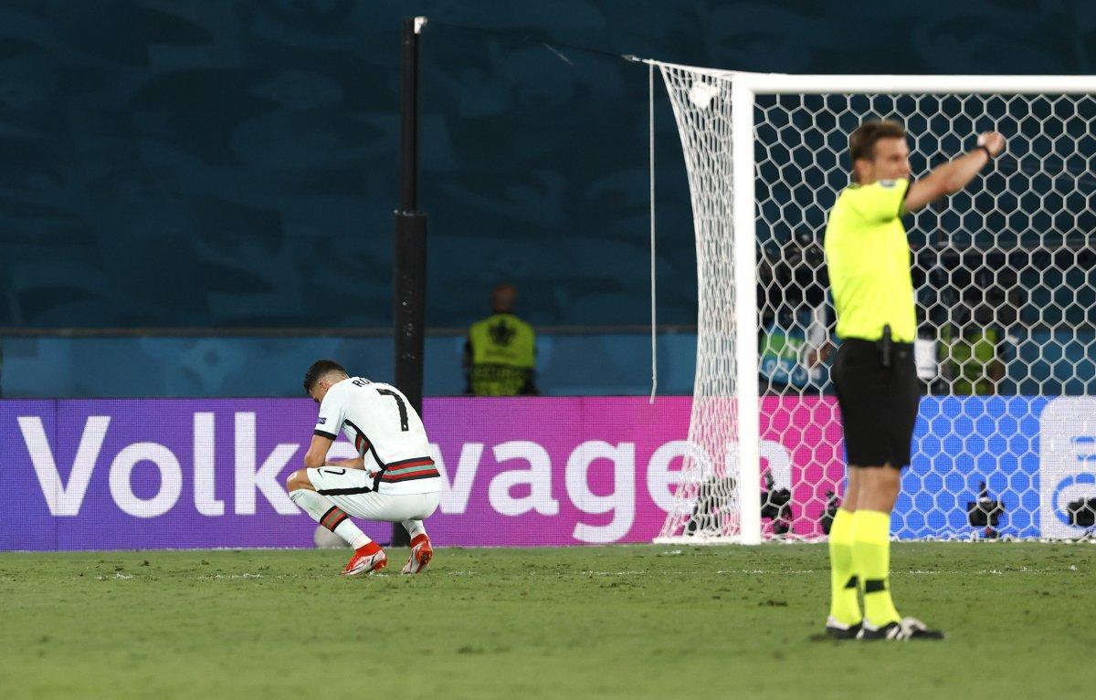 Cristiano Ronaldo son düdükle birlikte yıkıldı