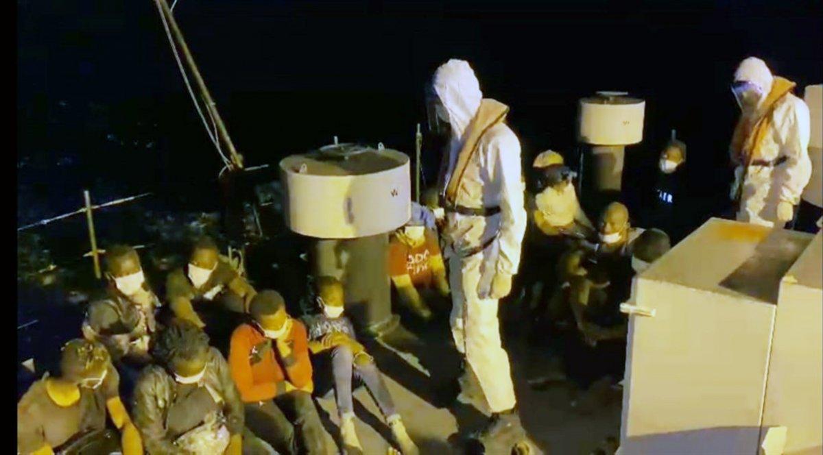 Muğla'da 32 düzensiz göçmen kurtarıldı