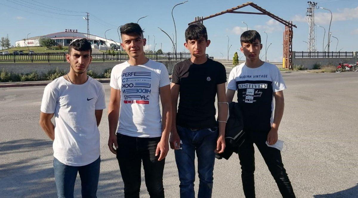 Sivas’ta düğün konvoyunun önünü kesince saldırıya uğradılar