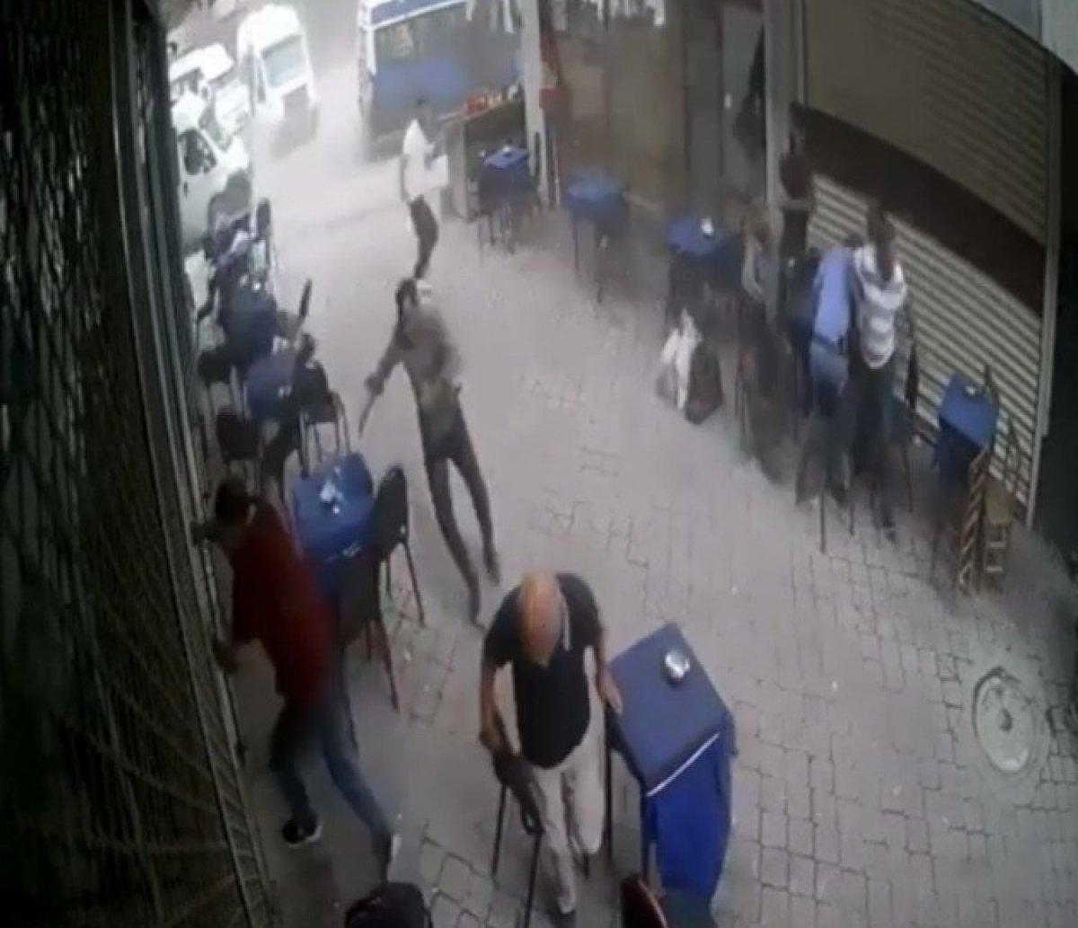 Iğdır’da aniden başlayan şiddetli fırtına hazırlıksız yakaladı