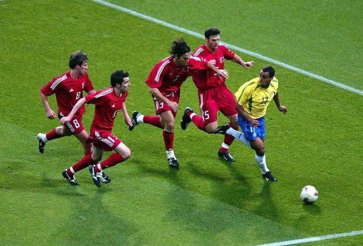 Denilson 19 yıl sonra efsane fotoğrafı canlandırdı