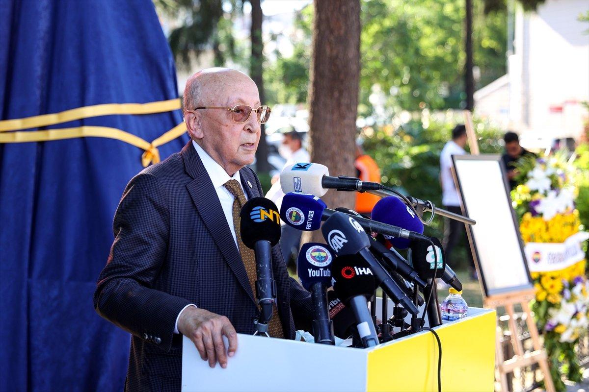 Kadıköy'de Can Bartu'nun heykeli dikildi