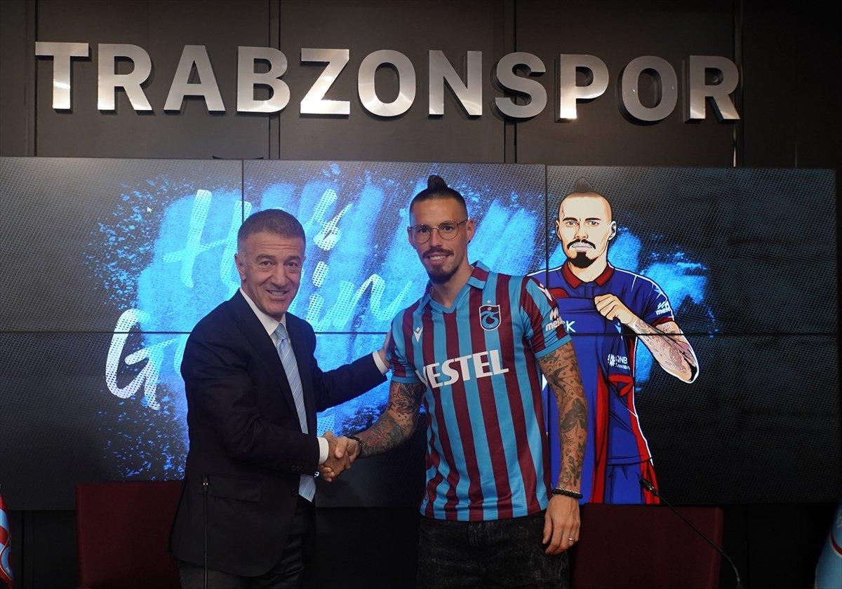 Trabzonspor'da Hamsik imzayı attı