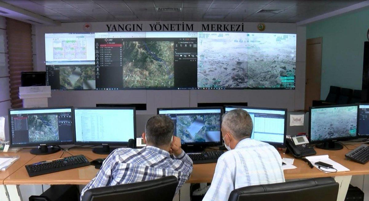 Marmaris'teki orman yangınını İHA tespit etti