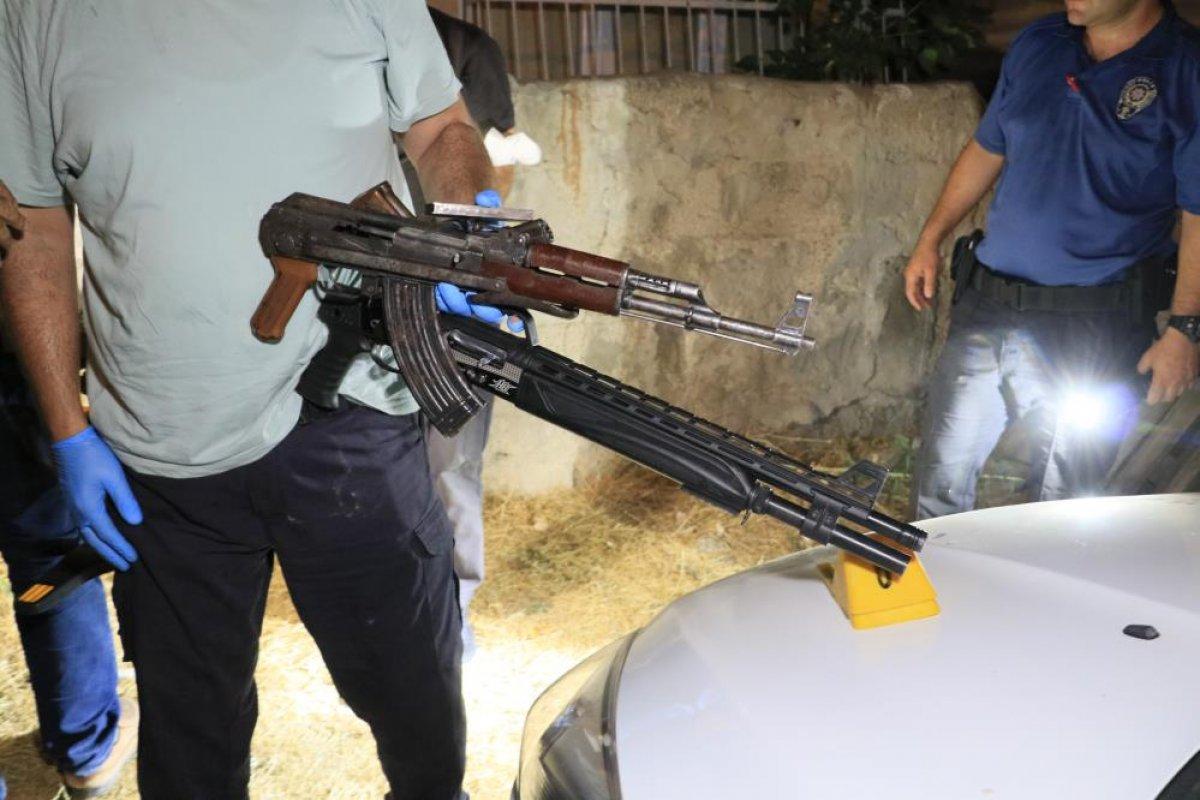 Adana'da etrafa ateş eden magandaları polis yakaladı