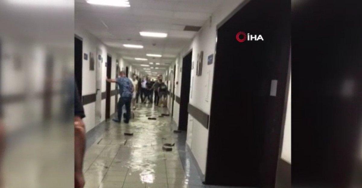 Moskova’da şiddetli yağış ve fırtına hayatı felç etti