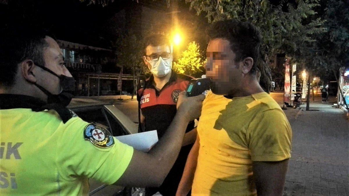 Denizli’de alkolmetreye üfleyemeyen sürücü: Ciğerim yetmedi